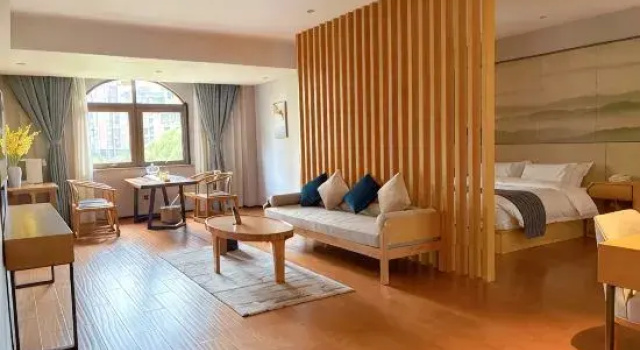 Люкс Business Feicui City Boutique Hotel (Lantian Feicui City Sales Center)