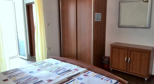 Room in B&B - Apartments Raffaello - Bedroom S2, Prenota Appartamento Hotel a Isole Quarnerine con parcheggio, Parcheggio
