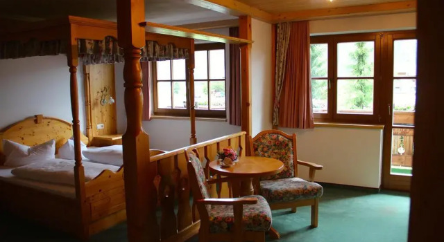 Hotel-Restaurant Winklerhof, Reservar Hotel Holzgau Lechtal