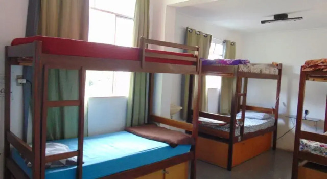 Кровать в общем номере Wallys House Hostel