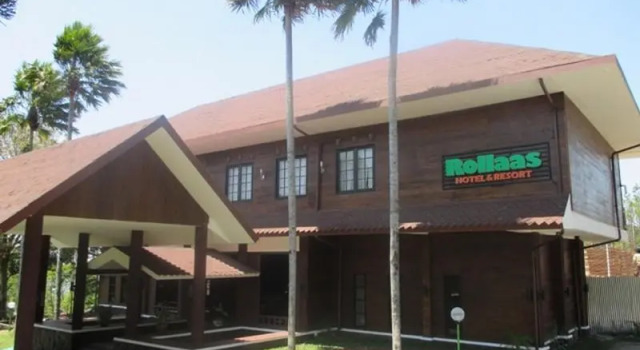 Rollaas Hotel and Resort, Book Resort 3-Star Hotels in East Java, 3*