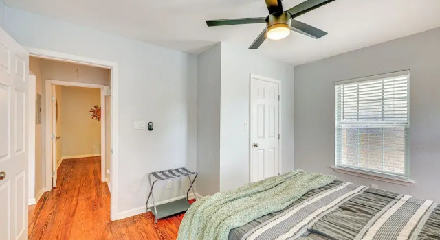 3 Mi to Dtwn: Cozy San Antonio Home w/ Casita!, Rezerwuj Dom wakacyjny Domki letniskowe w Bexar County, Domek