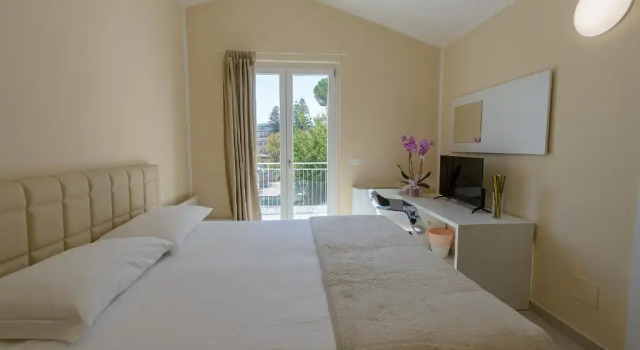 Двухместный номер Standard с частичным видом на море B&B Vistamare Suite