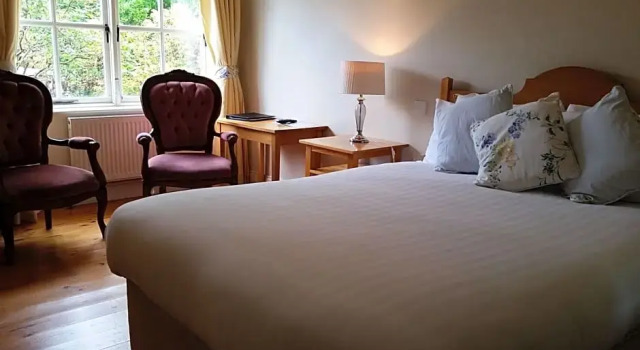 The Waterfront Hotel, Book Hotel Baltimore County Cork