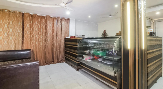 OYO 28296 White Solitaire, Book Hotel Ludhiana Punjab