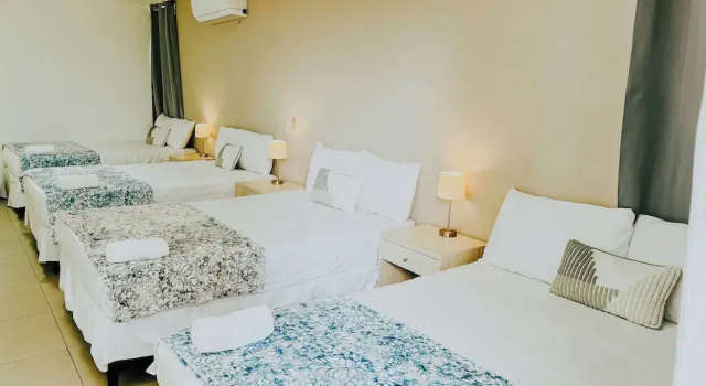Четырёхместный семейный номер Standard c 1 комнатой LA RUTA HOTEL CORPORATIVO