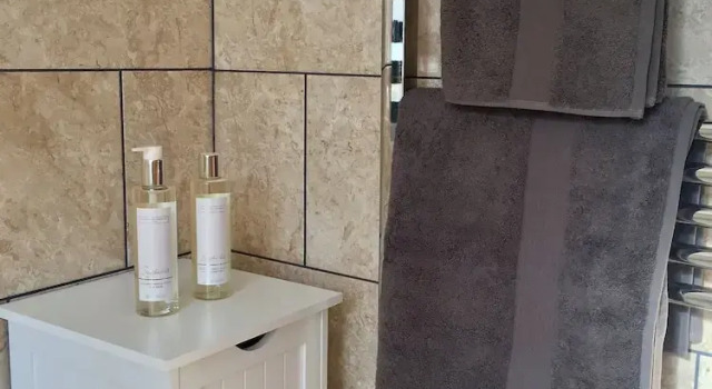 Traditional, Charming 3 Bedroom House in Seahouses, Prenota Hotel Seahouses 