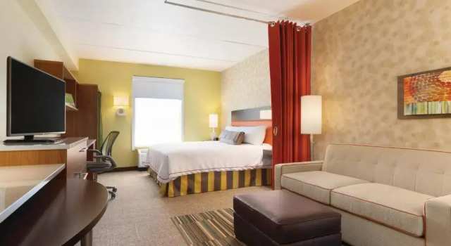 Люкс Home2 Suites by Hilton Albany Airport/Wolf Rd