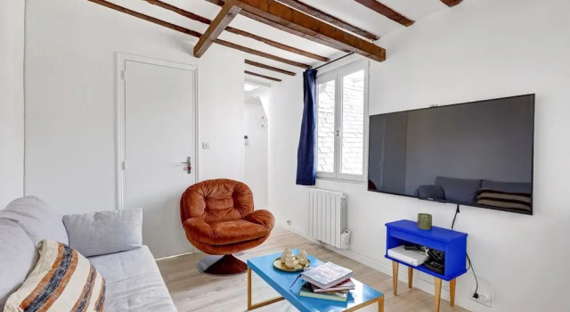 Chic 1BR Steps from Montorgueil, Забронировать Апартаменты/квартира Париж Иль-де-Франс, рядом с Станция метро Rambuteau