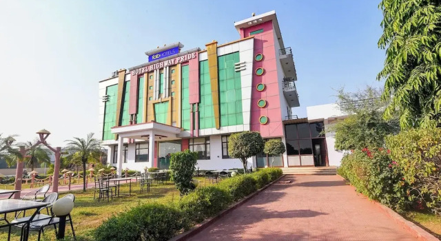 FabHotel Highway Pride, Забронировать Отель Отели штата Раджастхана 3 звезды, 3*