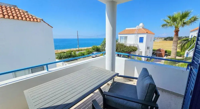 Seaview Sanctuary House, Book Hotel Hotels in Larnaca Region with Parking, Parking