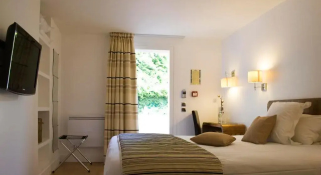 Logis Hôtel & Restaurant - Le Manoir de Sauvegrain, Prenota Hotel  