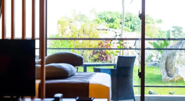Люкс с видом на сад Away Okinawa Kouri Island Resort