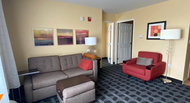 Люкс TownePlace Suites by Marriott Tulsa Broken Arrow