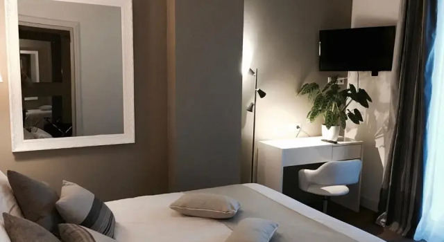 Номер Standard La Domitia - Maison dhôtes, massages & bien-être