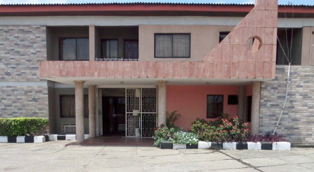 Selino Suites Limited, Book Hotel Ikeja 