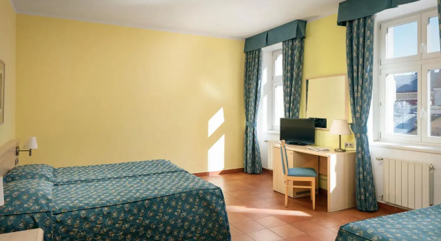 Habitación triple Hotel Caesar Prague