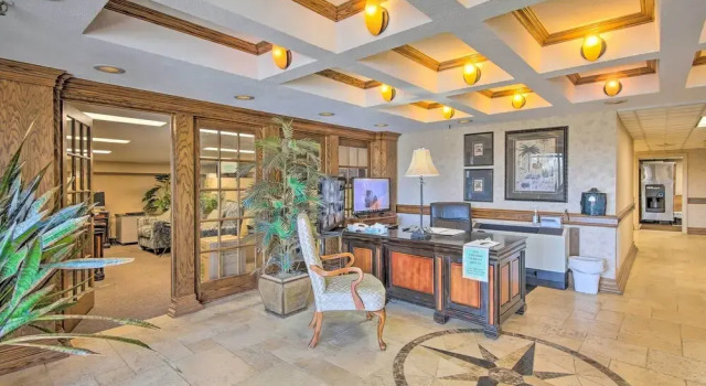 Апартаменты с 2 комнатами с балконом Golf, Boat & Fish: Shangri La Condo in Afton