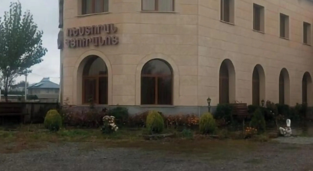 Отель VAN - Hotel & Restaurant Complex