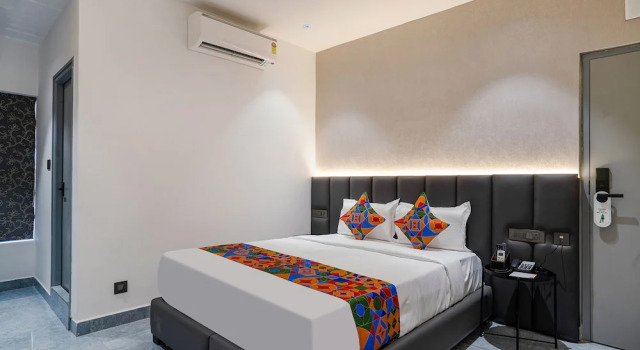 Номер Deluxe Fabhotel Prime Cloud 5 Studios