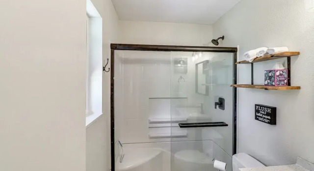 Near Woodland Lake Park: Home w/ Fire Pit!