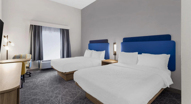 Четырёхместный номер Standard Hampton Inn Birmingham/Leeds