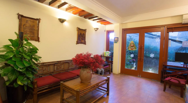 Anise Sapa Hotel, Забронировать Отель Шапа Лаокай, рядом с Рынок Сапа