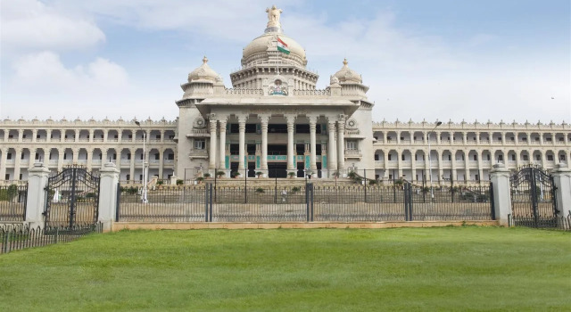 The Elite Hotel, Rezervovat Hotel Hotely v Bangalore s parkováním, Parkování