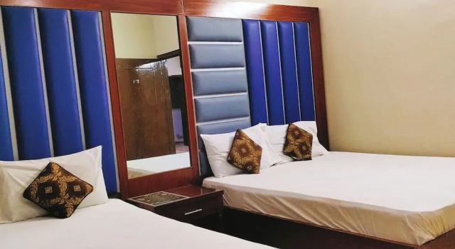 Трёхместный номер Executive Subhan Palace Guest House