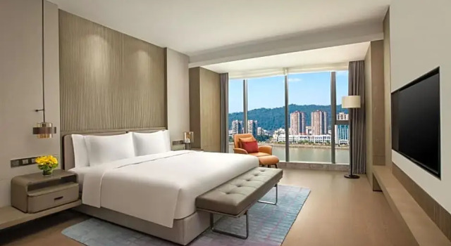 Двухместный люкс c 1 комнатой Crowne Plaza Ya an by IHG