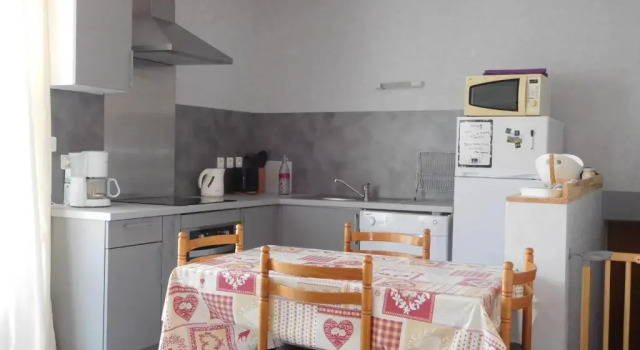 gîte "au pied de Cristayes ", Prenota Appartamento Hotel a Alvernia con parcheggio, Parcheggio