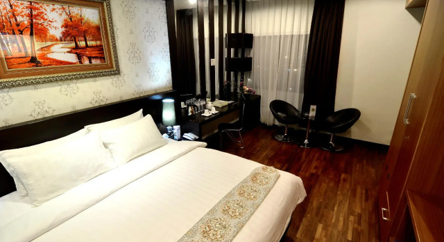 Люкс Continent Centrepoint Hotel Makassar