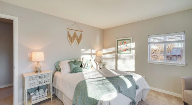Near Red Rocks: Golden Getaway w/ Deck, Book Vacation Home Lakewood Colorado