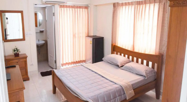 Jitthamas Residence