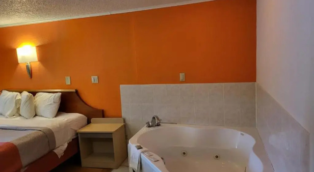 Двухместный номер Standard FairBridge Inn Express London