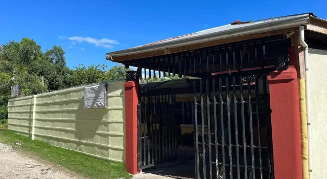 On Board Panglao Beach Hostel & Resort, Book Hostel Hostels in Bohol, Hostel
