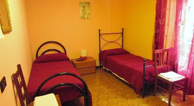 Holiday Il Girasole, Забронировать Отель Бергамо Bergamo Province
