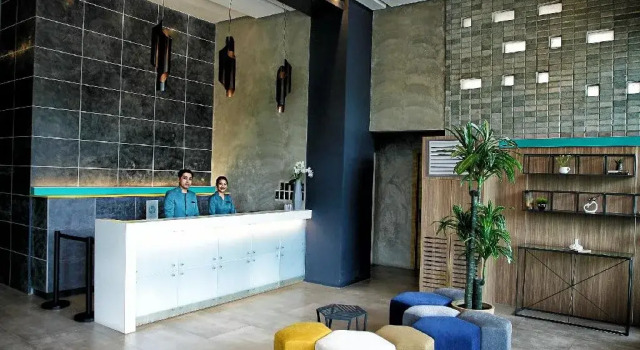 Upper Story Serviced Apartments