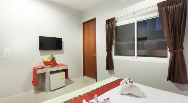 Номер Standard с балконом Freedom Hotel