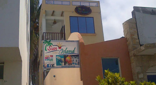 Sun Island, Boek Hotel Puerto Villamil 