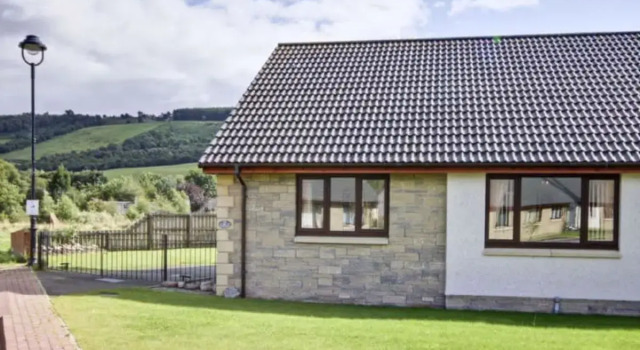 Glenloch Cottage, Buchen Sie Ferienhaus Hotels in Schottland mit Parkplatz, Parkplätze