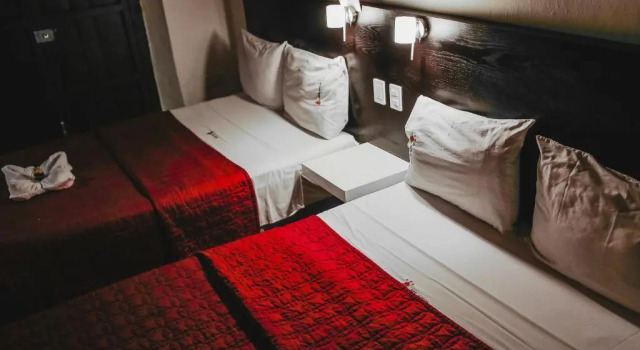 Четырёхместный номер Standard Hotel Santiago