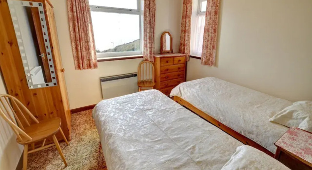 Apartment With Panoramic Views Across the sea Down to Grassholk and the Skomer Islands