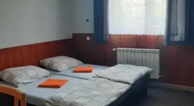 Willa na Skarpie, Book Hotel Gniezno Storpolen