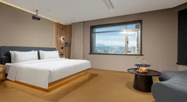 Люкс Business с видом на реку Rikaze Mulunlazong Hotel
