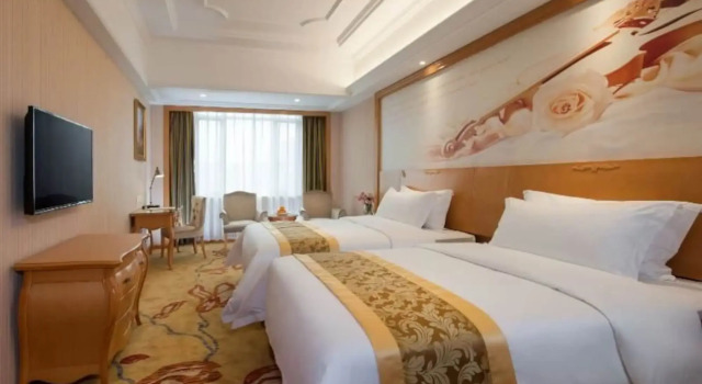 Vienna International Hotel Guangzhou Xinshi, Rezervasyon Otel Guangdong otoparklı oteller, Otopark