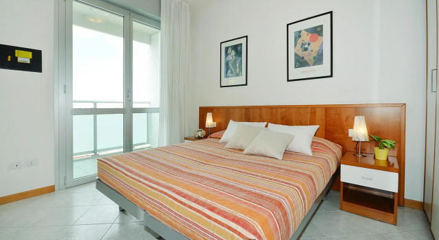 Appartamenti Torre Del Sole, Prenota Hotel Hotel a Veneto con piscina, Piscina