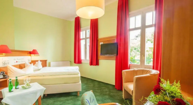 Двухместный номер Standard с балконом Hotel Victoria