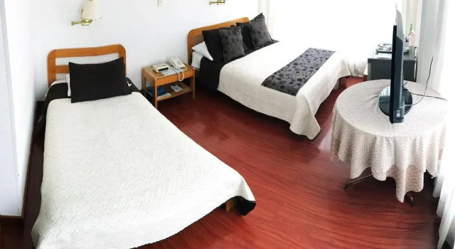 Трёхместный номер Standard Hotel Galerias Pasto
