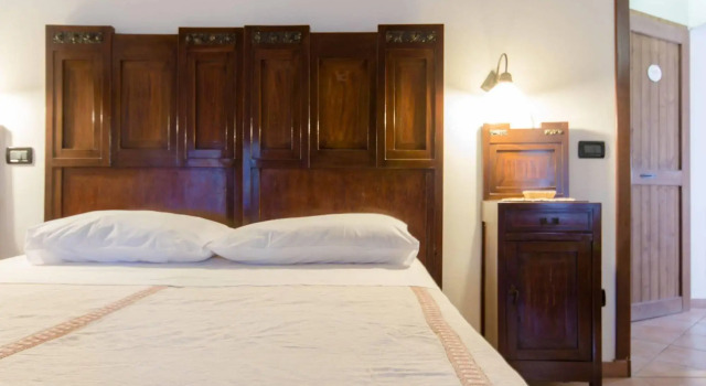 Agriturismo La Rocchetta, Book Hotel Gaibanella Emilia-Romagna